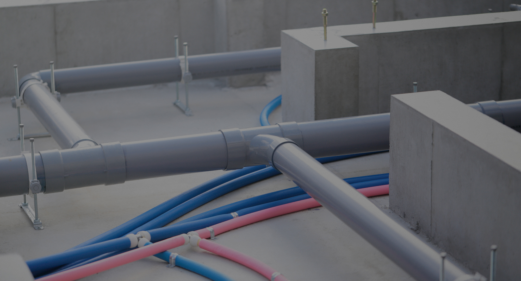 株式会社リバテック 実な施工が、信頼をつなぐ。設備工事を通じて、安全・安心・快適な環境をお届けします。