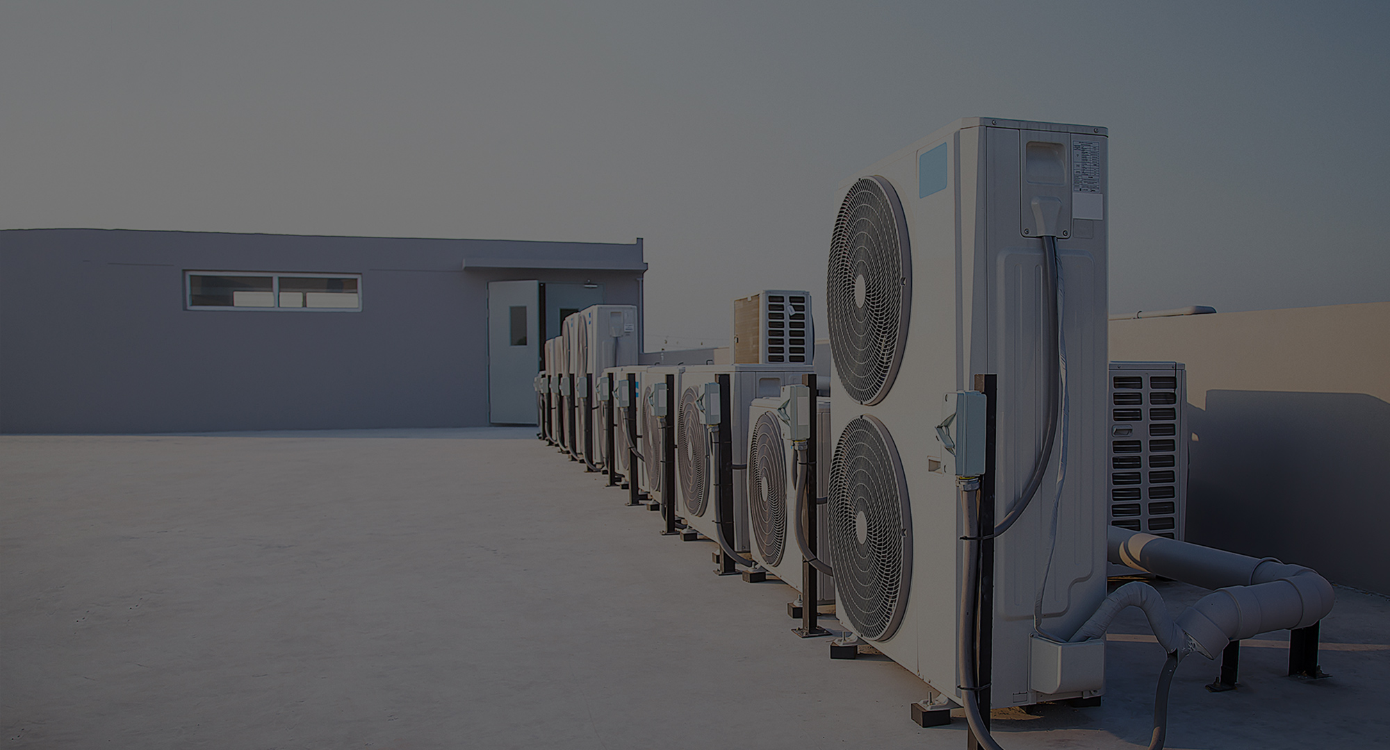 株式会社リバテック 実な施工が、信頼をつなぐ。設備工事を通じて、安全・安心・快適な環境をお届けします。